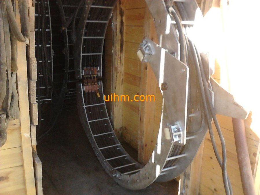 clamp induction coil for preheating pipeline